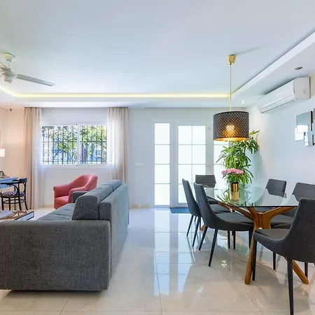 La Rosa Torremolinos