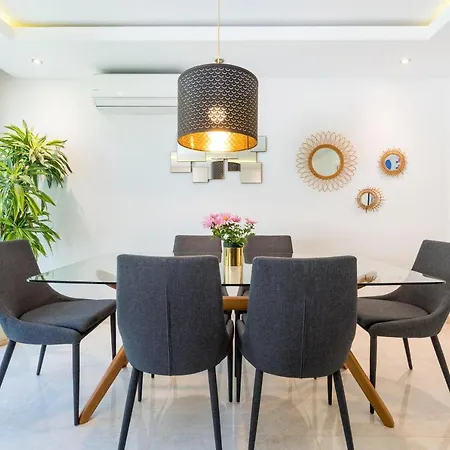 La Rosa * Torremolinos