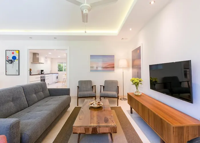 La Rosa Torremolinos